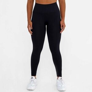 SET Active Sculptflex Black Leggings - Size Medium
